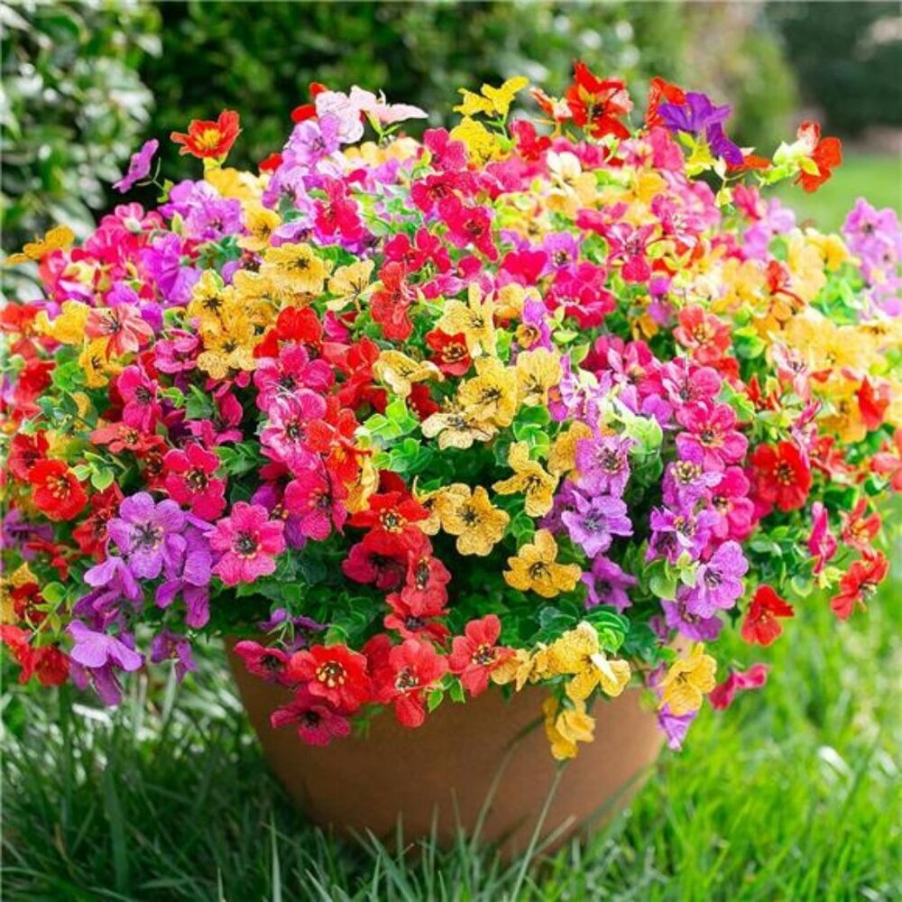 Artificial Daisy Flowers Outdoor UV Resistant 12 Bundles Faux Plants Decor